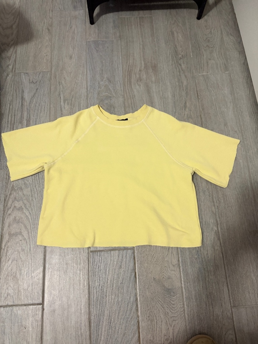 LIKE NEW! Women's Forever 21 Yellow Boyfriend Short Sleeve Sweatshirt - MEDIUM